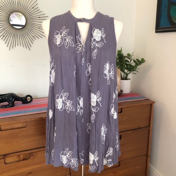 Umgee Floral Embroidered Sleeveless Blouse Small Crinkle Sheer Tunic Boho Chic - Picture 2 of 12